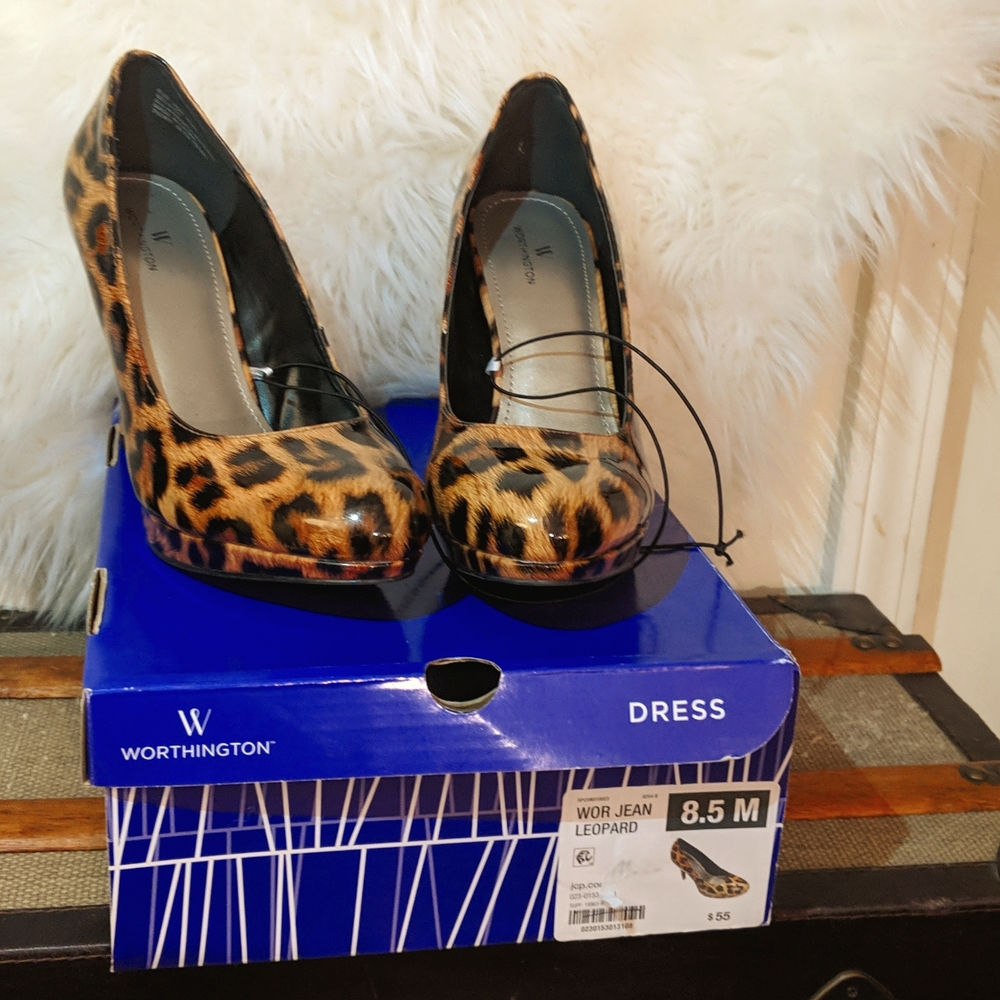 Worthington Leopard Heels